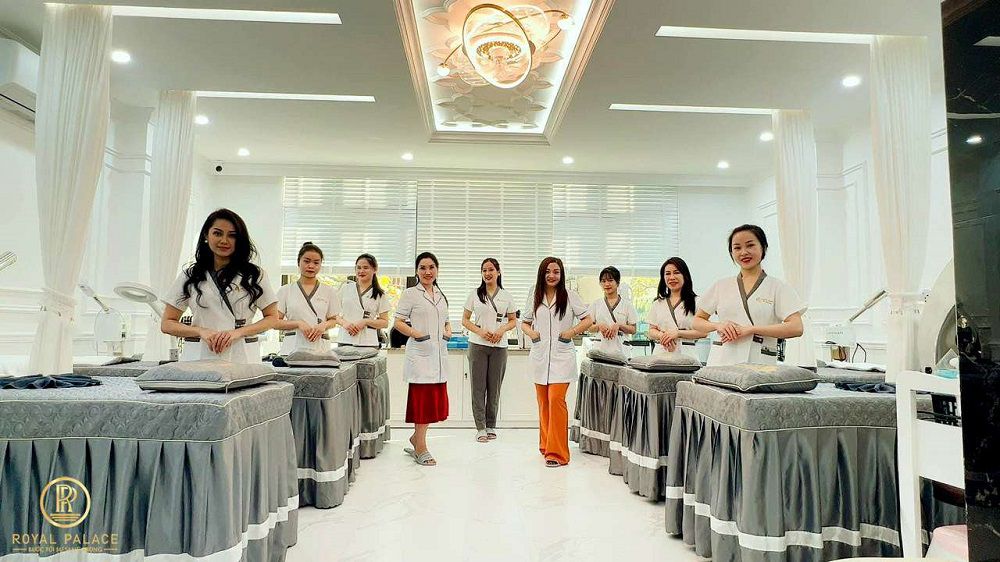 thi công nội thất Spa kết hợp nhà ở