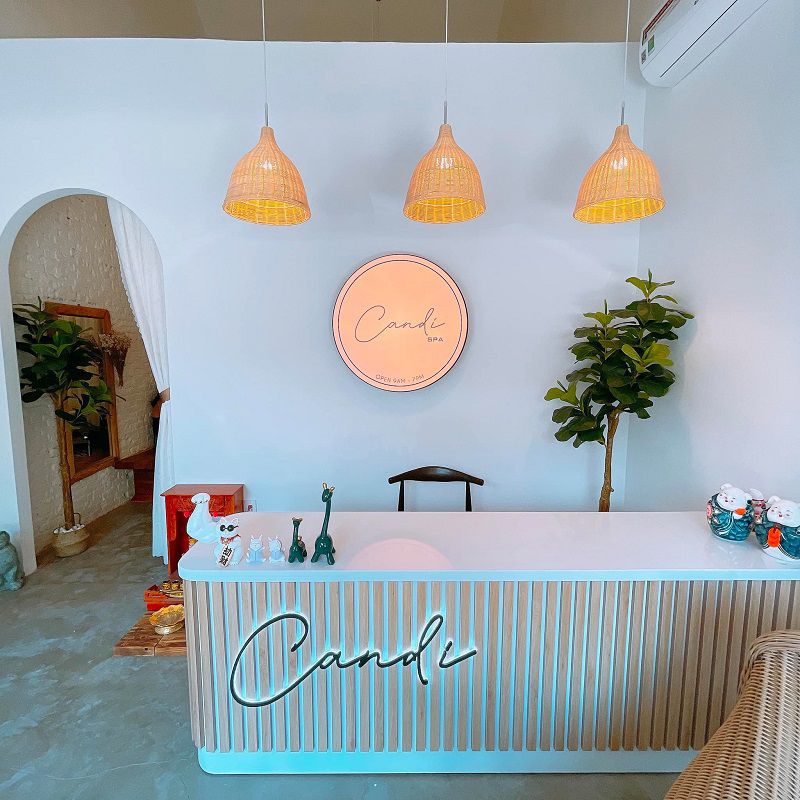 Thi công Spa - Nail tông màu trắng hiện đại