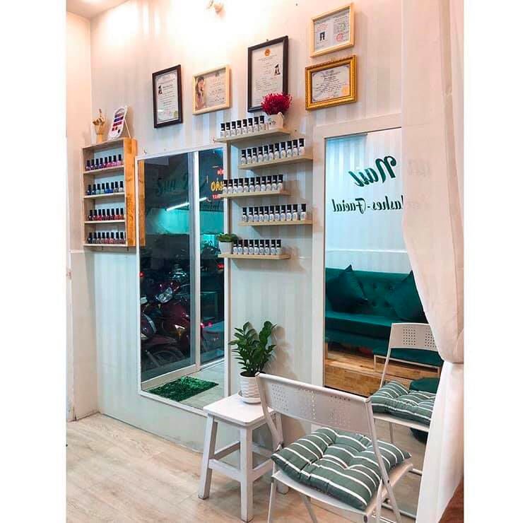 Thi công Spa - Nail tông màu trắng hiện đại