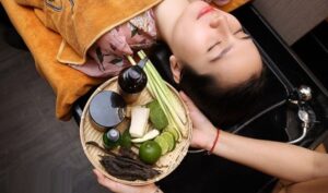 Hình ảnh gội đầu dưỡng sinh đông y