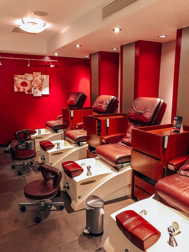 Cách Chọn Màu Sơn Cho Spa – Tạo Không Gian Thư Giãn Và Thu Hút Khách Hàng