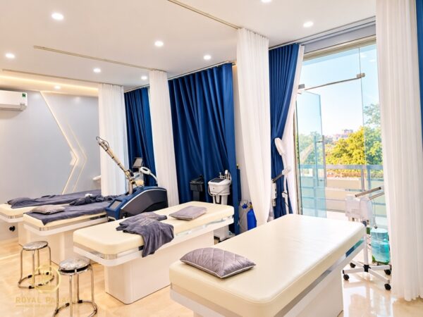 Thi công phòng khám da liễu MANTA 250m² tại Bắc Giang